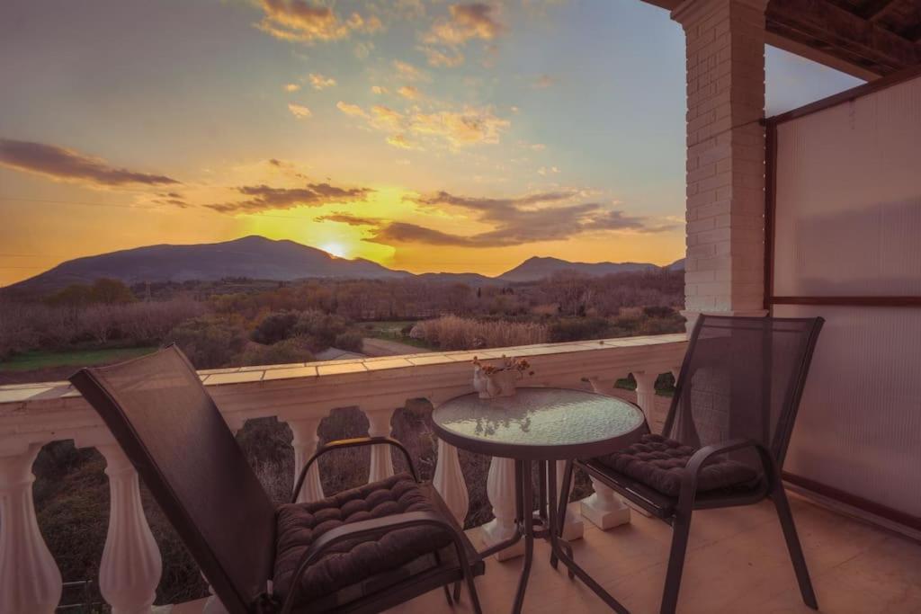 Katerina'S Sunset Apartment Episkopiana  ภายนอก รูปภาพ